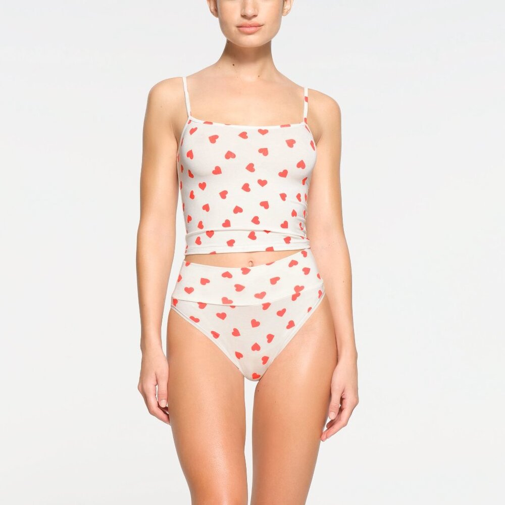 NWT SKIMS Sleep Straight Neck Crop  Valentine Collector Edition